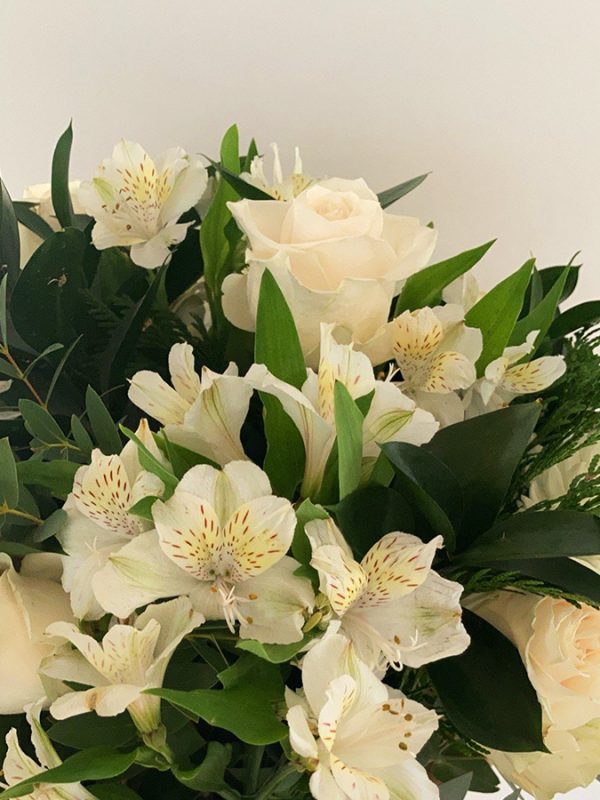 venta-de-ramos-de-flores-blancas-y-verdes Venta de ramos de flores blancas y verdes